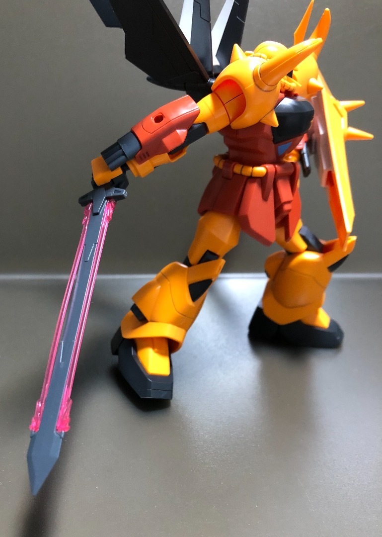 HG グフ イグナイテッド(ハイネ・ヴェステンフルス専用機