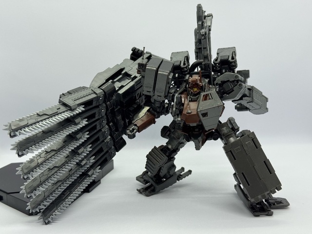 アーマードコア　コトブキヤ　ヴェンジェンス UCR-10/A ヴェンジェンス: プラモデル｜コトブキヤオンラインショップ